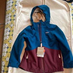 Patagonia 4-in-1 girls jacket size small 5/6 NWT